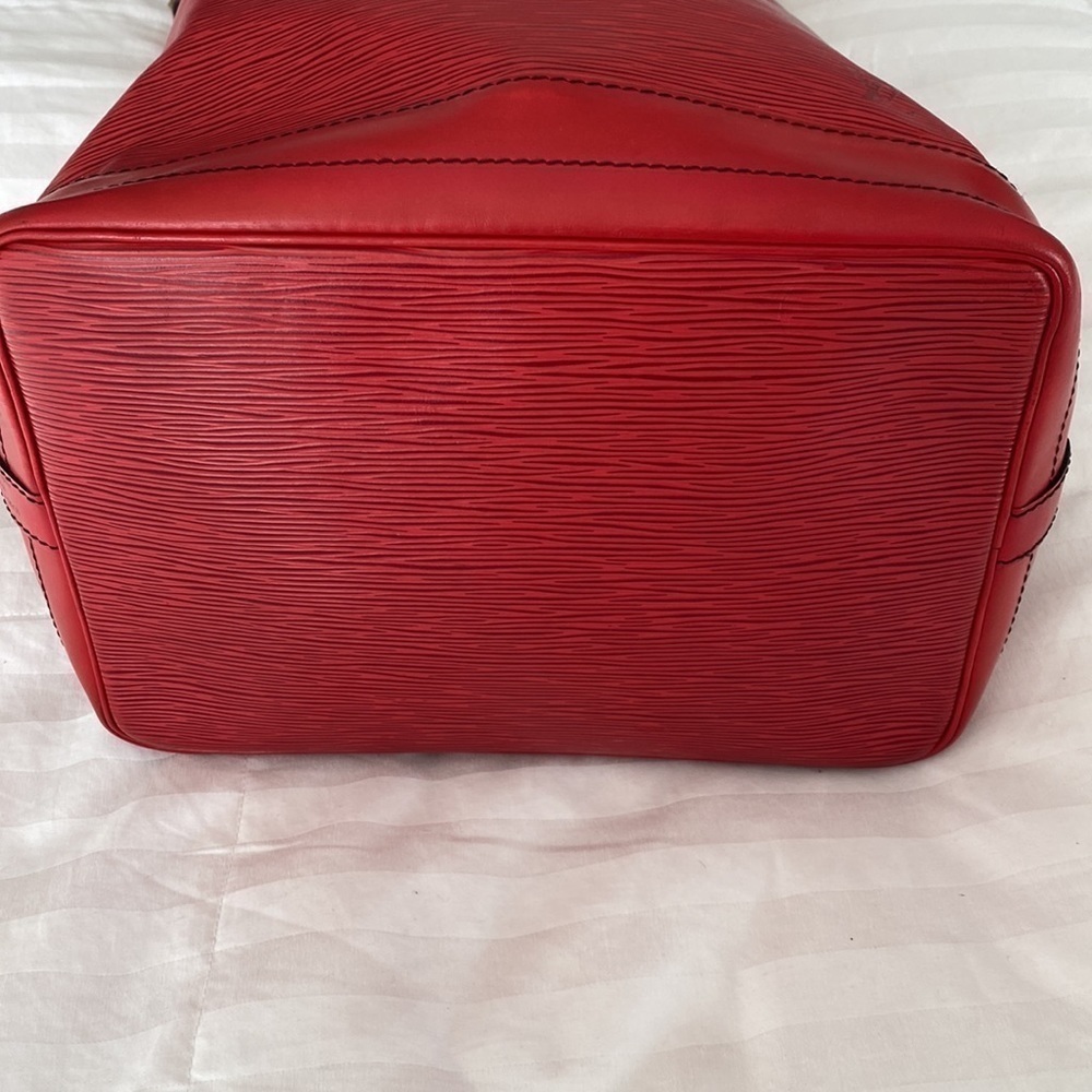 Louis Vuitton Red Epi Leather Noe GM Like New with COA 1992 Pristine Condition - Picture 9 of 16